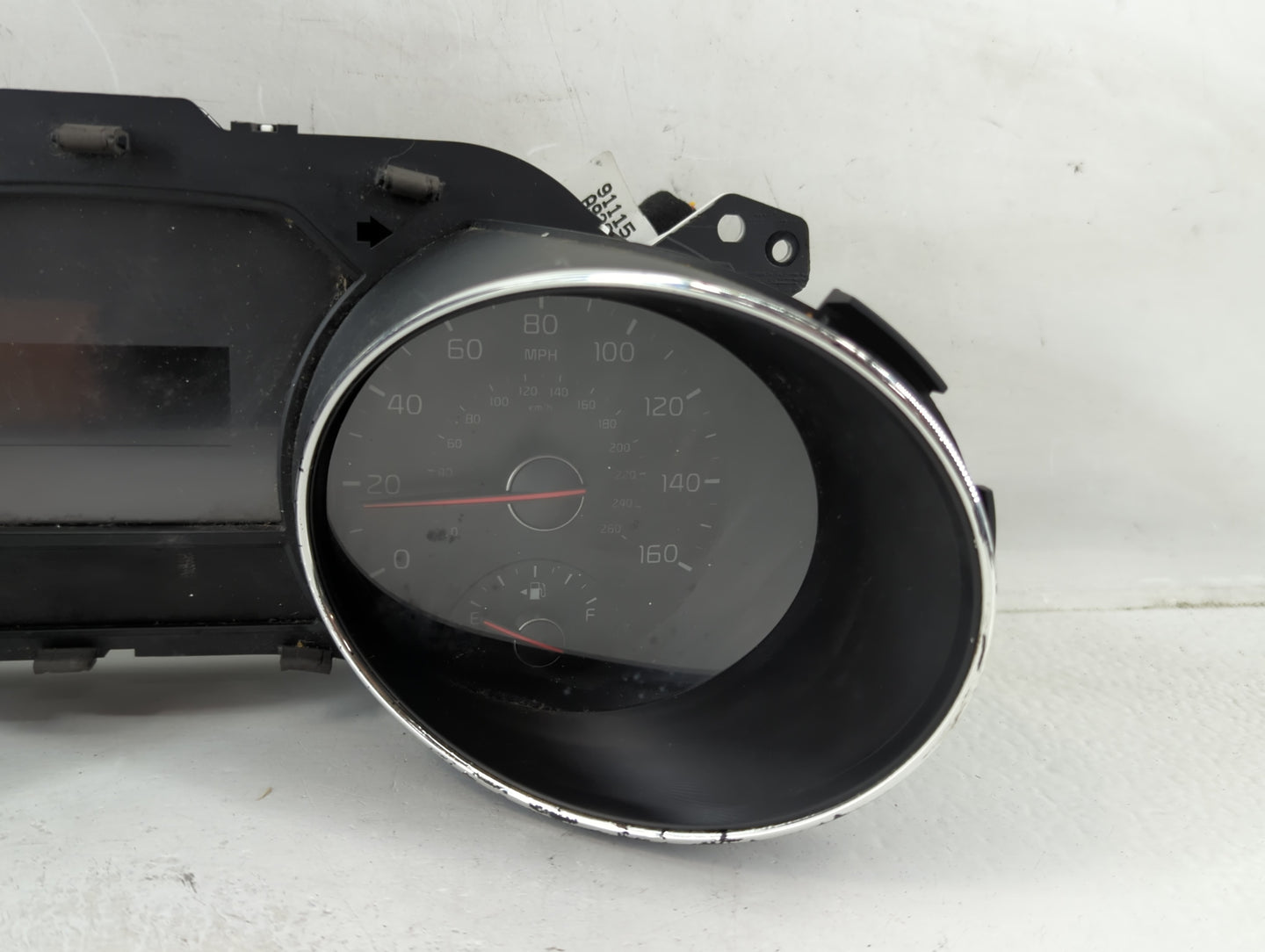 2015-2016 Kia Sedona Instrument Cluster Speedometer Gauges P/N:94003-A9021 Fits Fits 2015 2016 OEM Used Auto Parts - Oemused