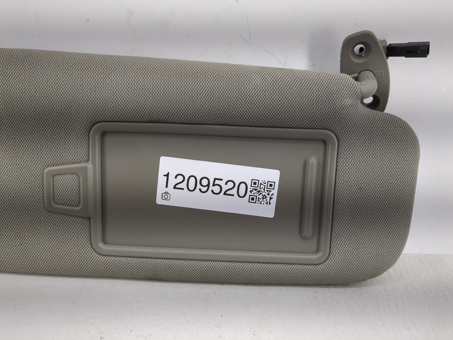 2015-2020 Kia Sedona Sun Visor Shade Replacement Passenger Right Mirror Fits Fits 2015 2016 2017 2018 2019 2020 OEM Used Aut