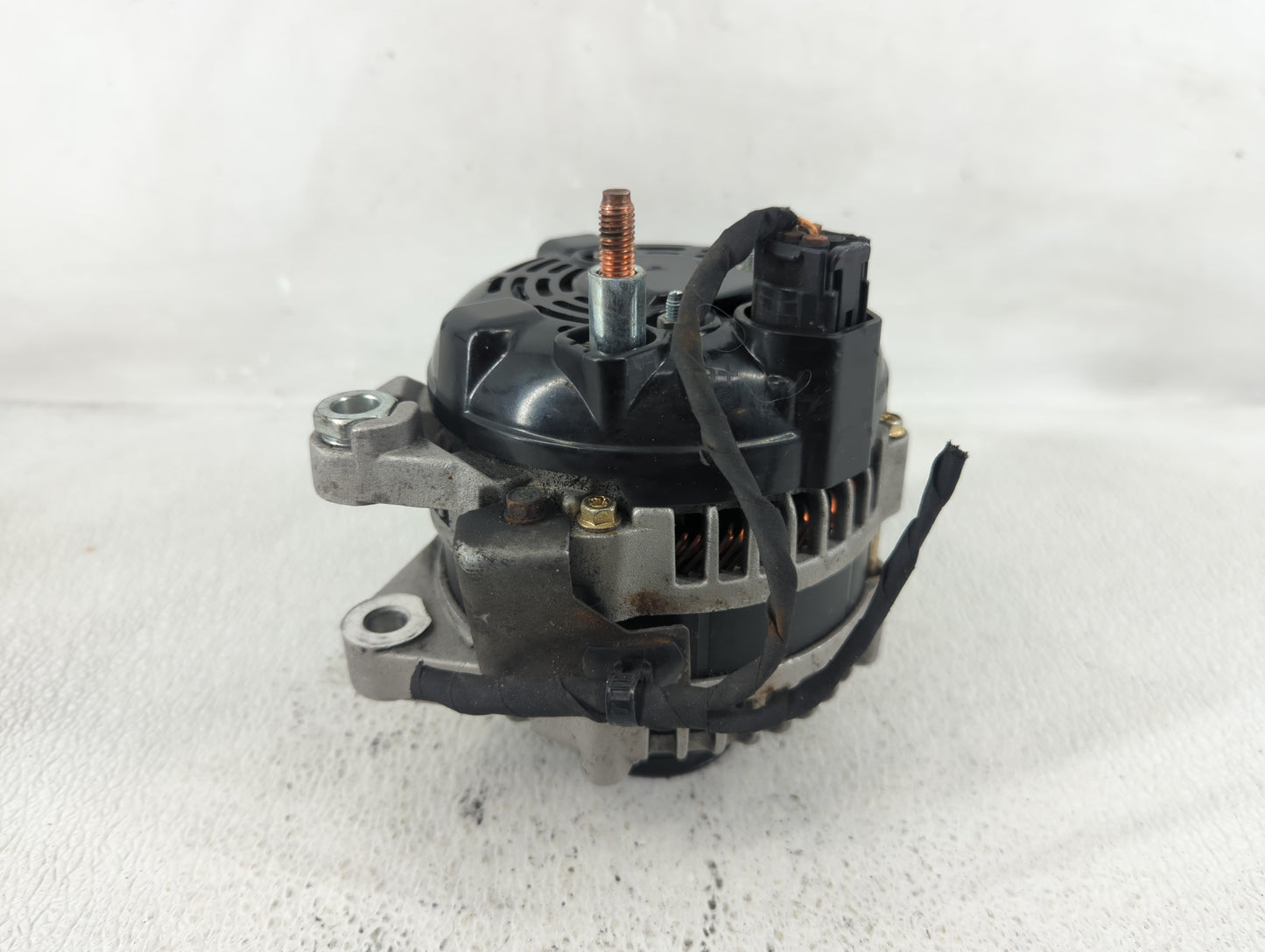 2011-2018 Kia Sedona Alternator Replacement Generator Charging Assembly Engine OEM Fits OEM Used Auto Parts - Oemusedautopar