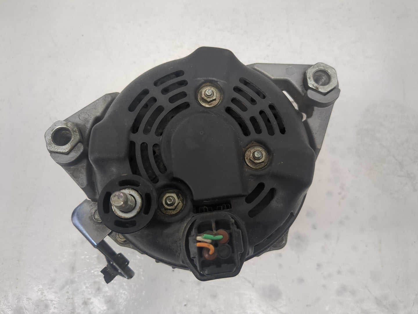 2011-2018 Kia Sedona Alternator Replacement Generator Charging Assembly Engine OEM P/N:104210-2870 37300-3C510 Fits OEM Used