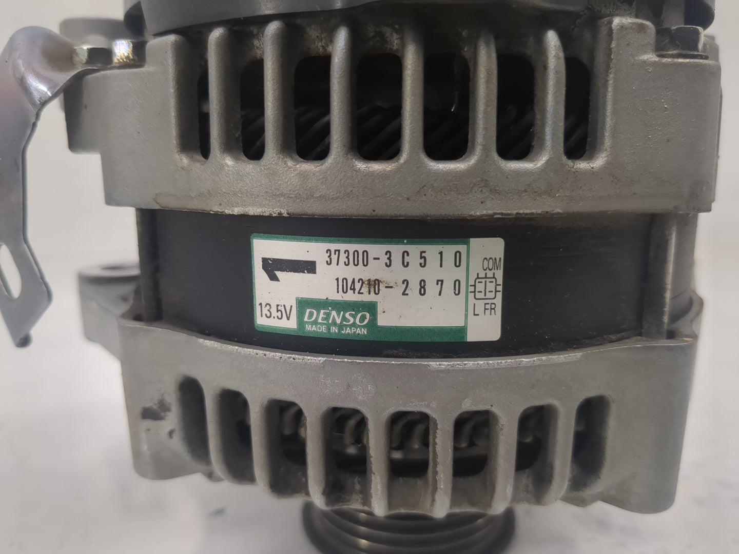 2011-2018 Kia Sedona Alternator Replacement Generator Charging Assembly Engine OEM P/N:104210-2870 37300-3C510 Fits OEM Used