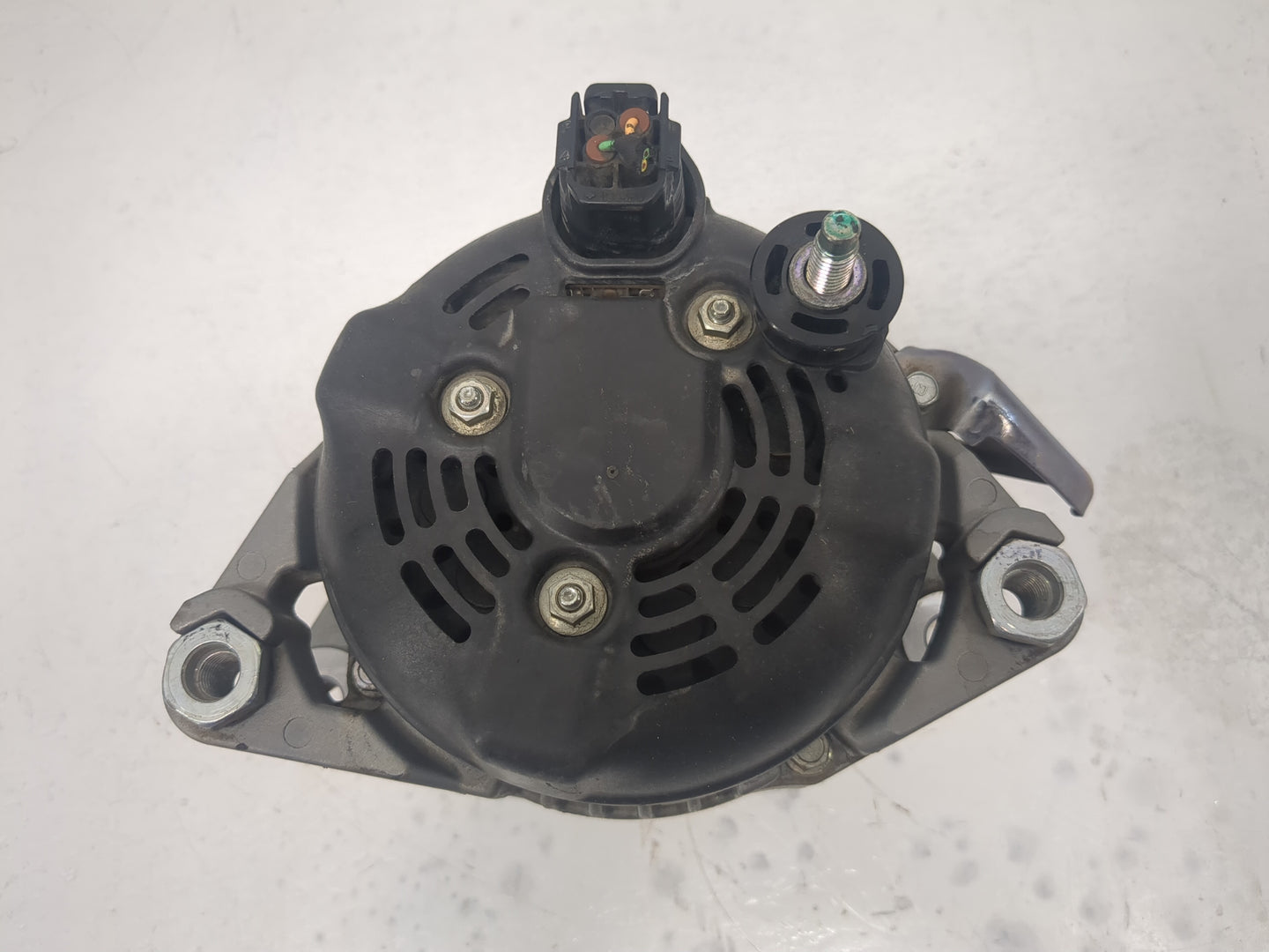 2011-2018 Kia Sedona Alternator Replacement Generator Charging Assembly Engine OEM P/N:104210-2870 37300-3C510 Fits OEM Used