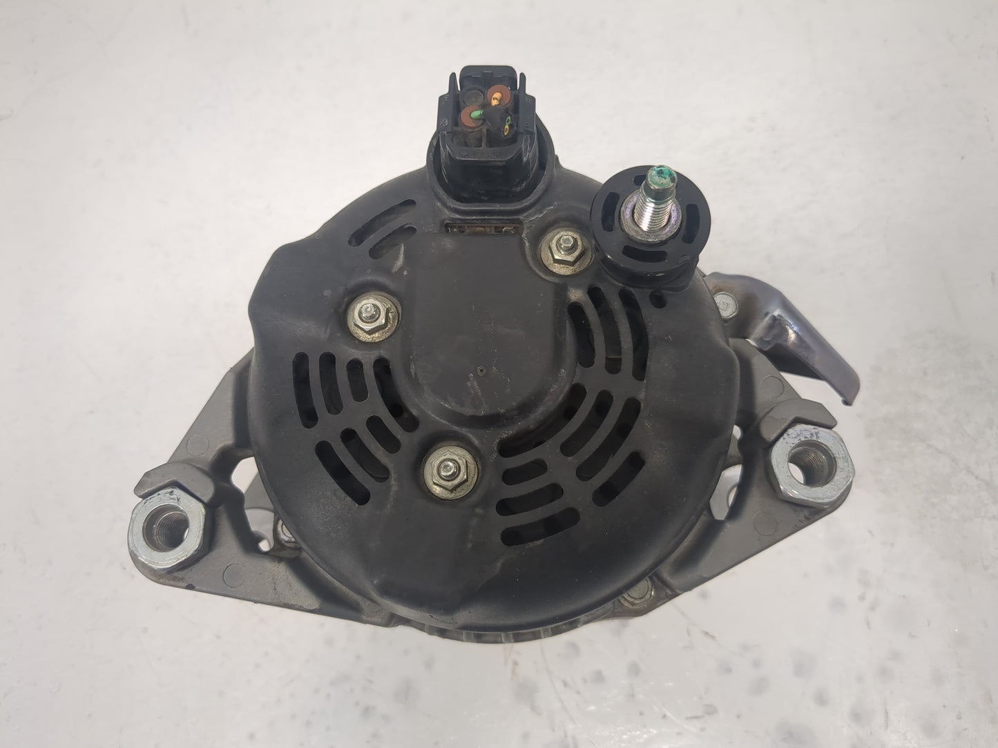 2011-2018 Kia Sedona Alternator Replacement Generator Charging Assembly Engine OEM P/N:104210-2870 37300-3C510 Fits OEM Used