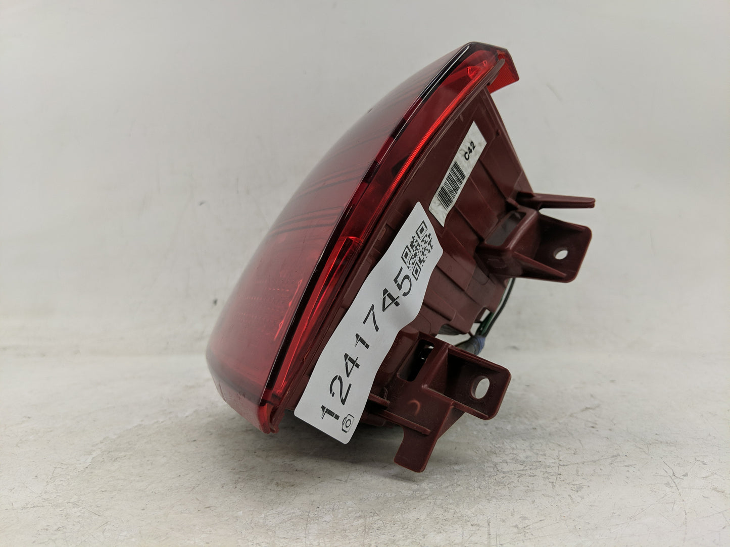 2016-2018 Kia Sedona Tail Light Assembly Driver Left OEM P/N:NAS:#2357 Fits Fits 2016 2017 2018 OEM Used Auto Parts - Oemuse