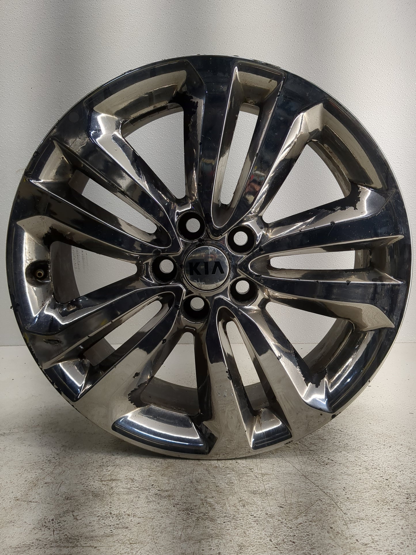 2015-2018 Kia Sedona Oem Wheel Rim - Oemusedautoparts1.com
