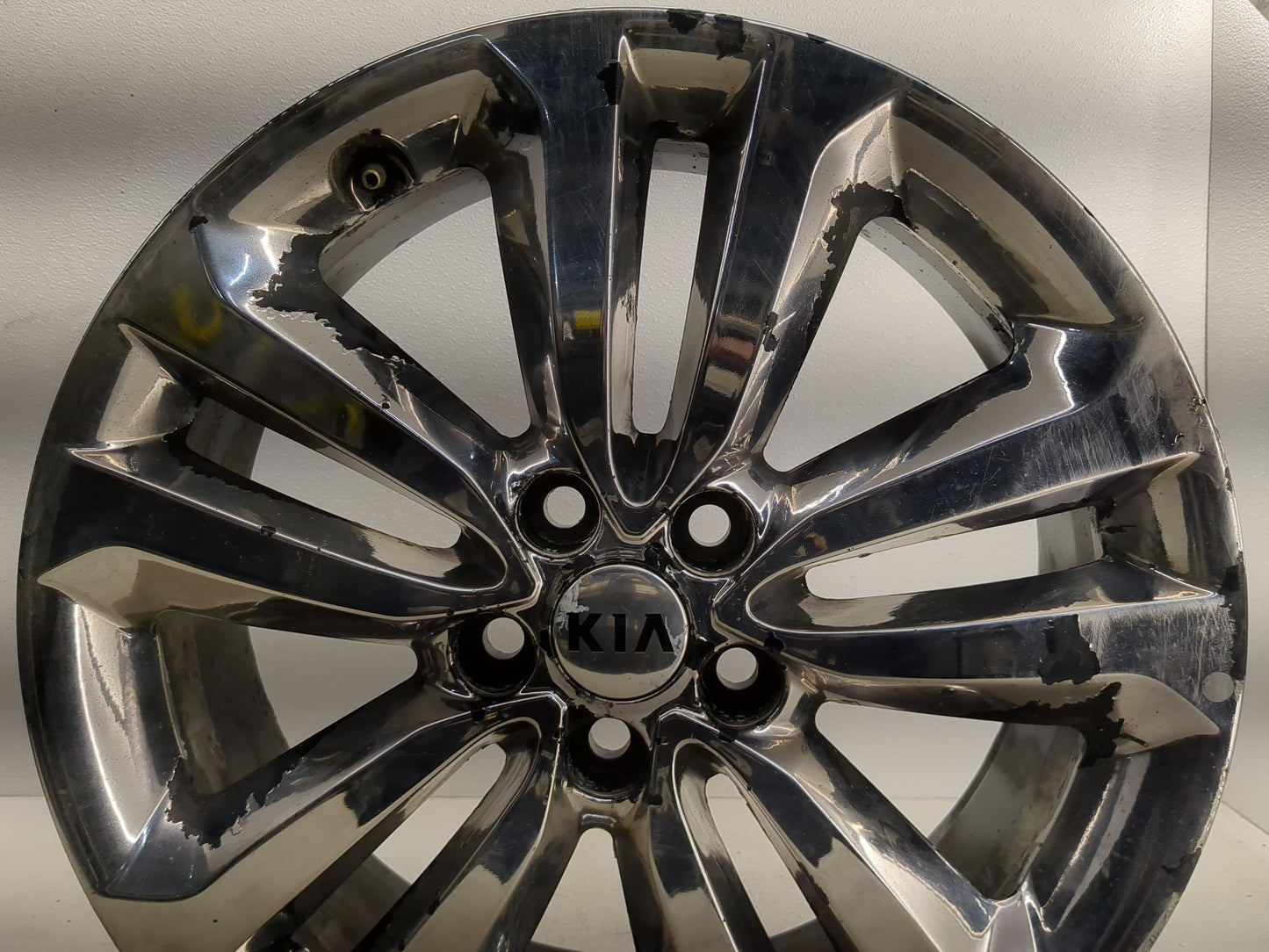 2015-2018 Kia Sedona Oem Wheel Rim 1245935 - Oemusedautoparts1.com