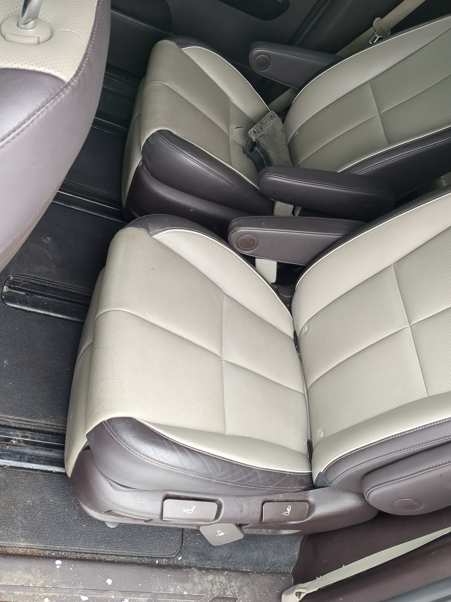 2016 Kia Sedona Rear Seat Oem - Oemusedautoparts1.com