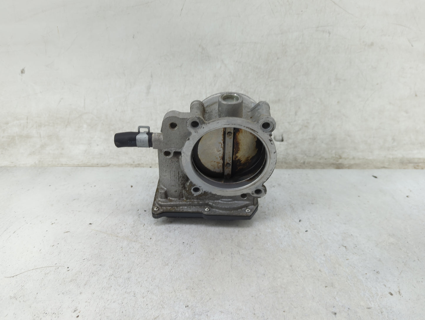 2015-2018 Kia Sedona Throttle Body Fits Fits 2012 2013 2014 2015 2016 2017 2018 OEM Used Auto Parts - Oemusedautoparts1.com