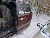 2015-2020 Kia Sedona Driver Rear Door Oem 1246931 - Oemusedautoparts1.com
