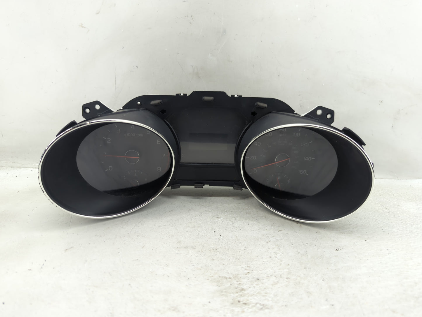 2015-2016 Kia Sedona Instrument Cluster Speedometer Gauges P/N:94003-A9021 Fits Fits 2015 2016 OEM Used Auto Parts - Oemused