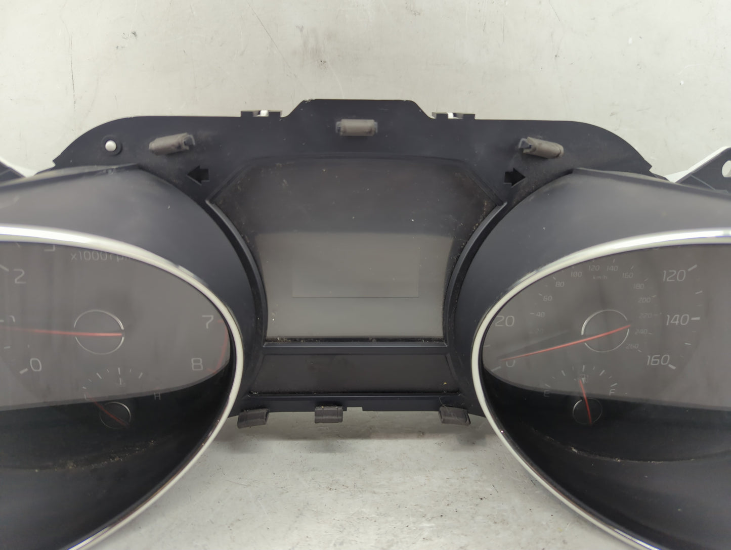 2015-2016 Kia Sedona Instrument Cluster Speedometer Gauges P/N:94003-A9021 Fits Fits 2015 2016 OEM Used Auto Parts - Oemused