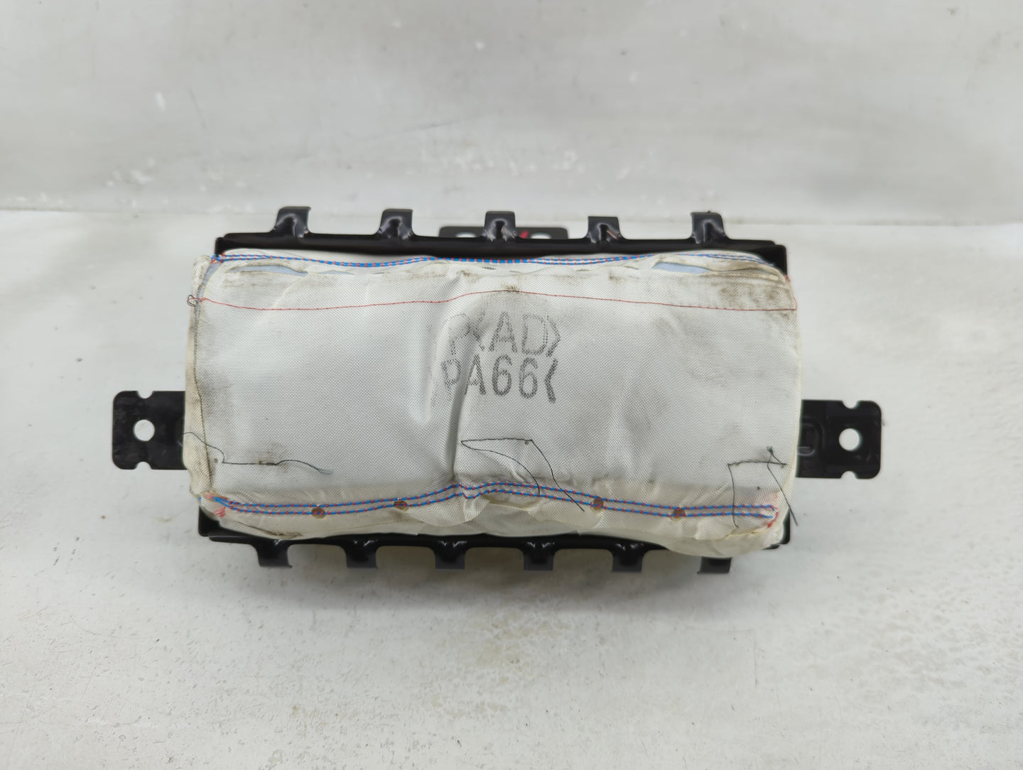 2015-2020 Kia Sedona Air Bag Passenger Right Dashboard OEM P/N:84530A9500 Fits Fits 2015 2016 2017 2018 2019 2020 OEM Used A