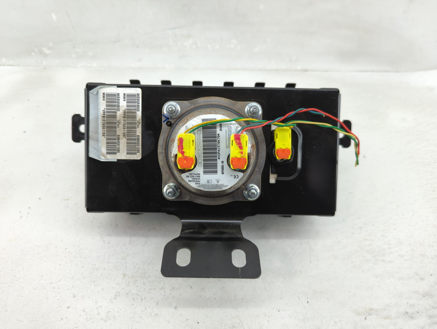 2015-2020 Kia Sedona Air Bag Passenger Right Dashboard OEM P/N:84530A9500 Fits Fits 2015 2016 2017 2018 2019 2020 OEM Used A