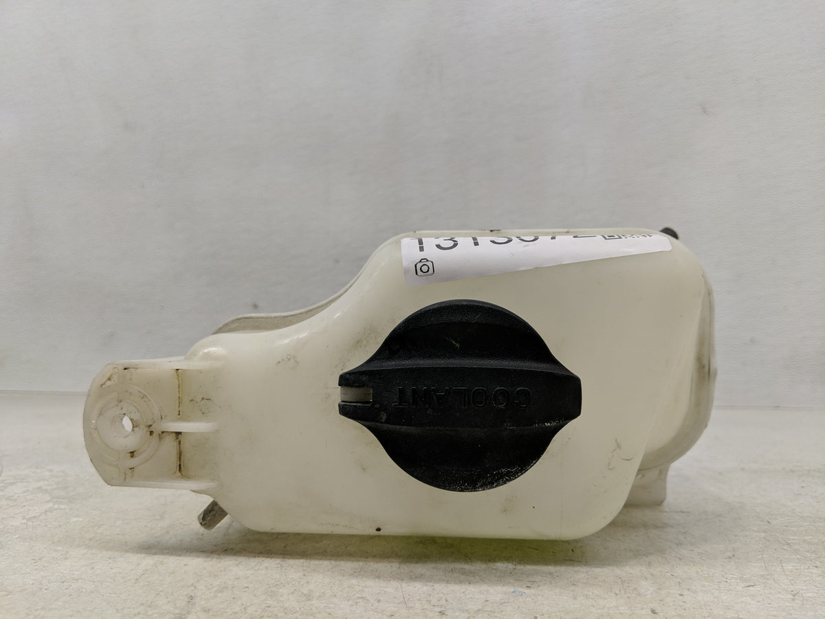2015-2020 Kia Sedona Radiator Coolant Overflow Expansion Tank Bottle 1313072 - Oemusedautoparts1.com