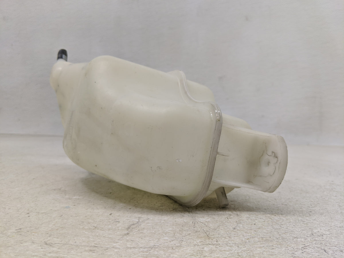2015-2020 Kia Sedona Radiator Coolant Overflow Expansion Tank Bottle 1313072 - Oemusedautoparts1.com
