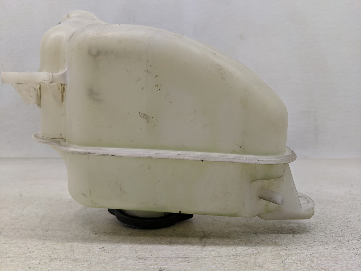 2015-2020 Kia Sedona Radiator Coolant Overflow Expansion Tank Bottle 1313072 - Oemusedautoparts1.com
