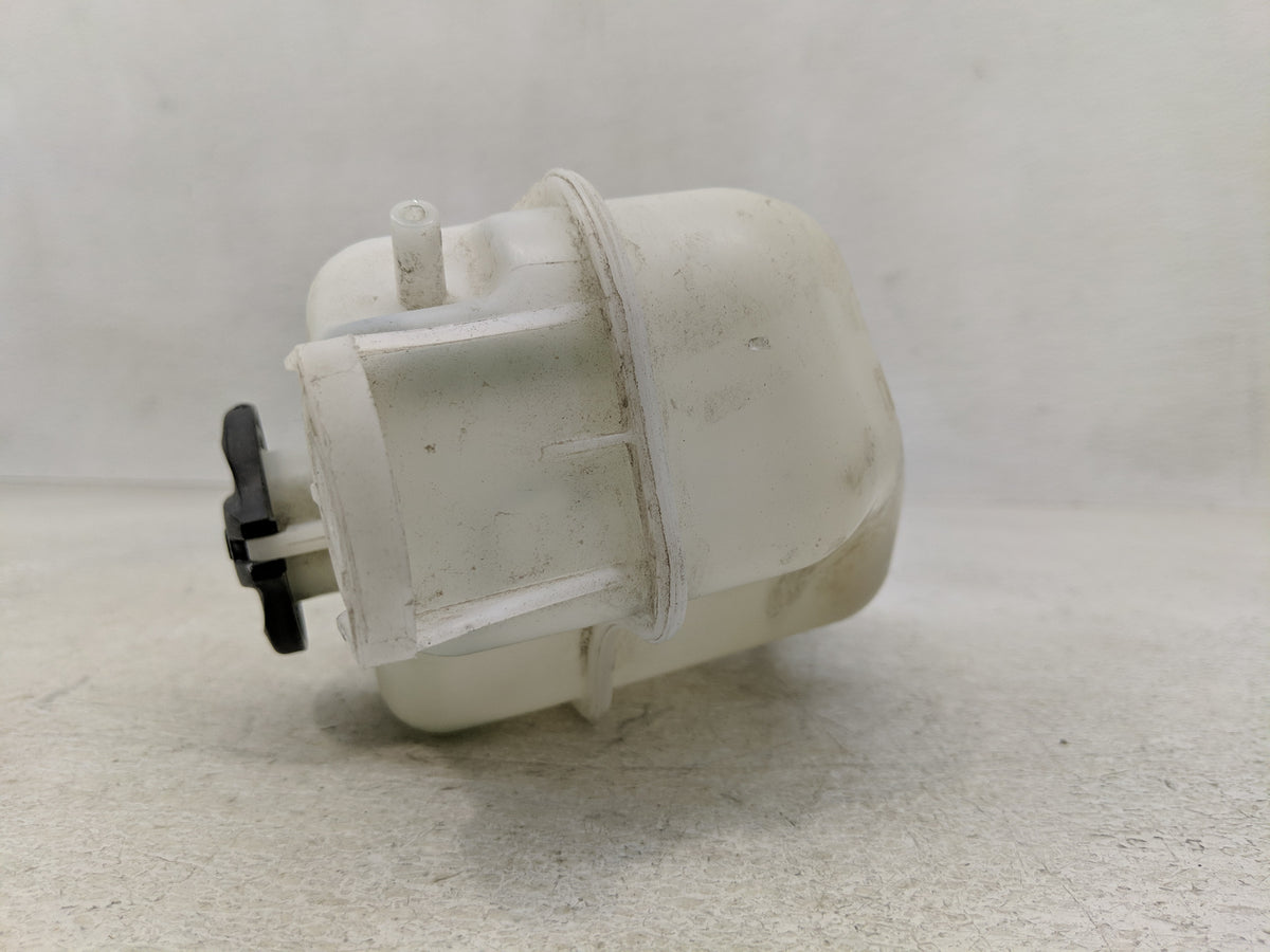 2015-2020 Kia Sedona Radiator Coolant Overflow Expansion Tank Bottle 1313079 - Oemusedautoparts1.com