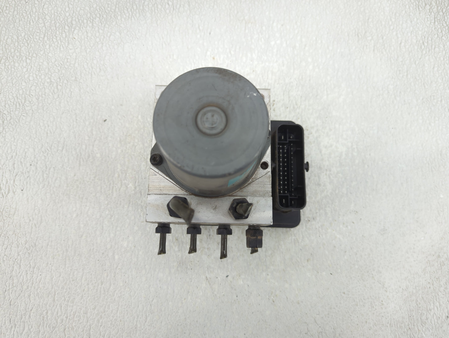 2015-2018 Kia Sedona ABS Pump Control Module Replacement P/N:61589-45100 58900-A9350 Fits Fits 2015 2016 2017 2018 OEM Used 