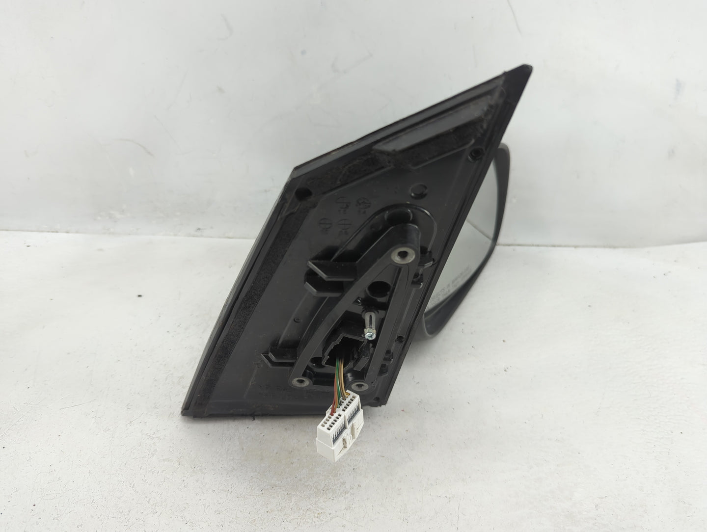 2015-2018 Kia Sedona Passenger Side View Mirror - Right Door Mirror OEM Used - Oemusedautoparts1.com