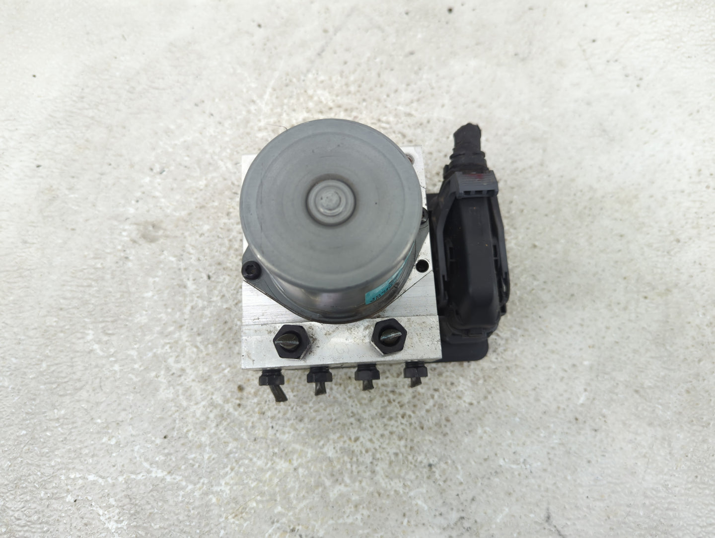 2015-2018 Kia Sedona ABS Pump Control Module Replacement P/N:61589-45100 58900-A9350, 58920-A9450 Fits Fits 2015 2016 2017 2