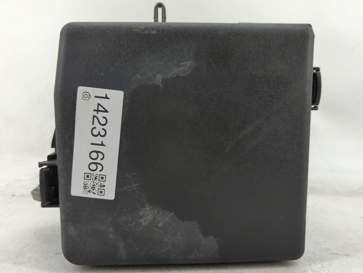 2015-2018 Kia Sedona Fusebox Fuse Box Panel Relay Module P/N:91950-A9320 Fits Fits 2015 2016 2017 2018 OEM Used Auto Parts -