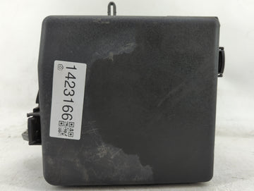 2015-2018 Kia Sedona Fusebox Fuse Box Panel Relay Module P/N:91950-A9320 Fits Fits 2015 2016 2017 2018 OEM Used Auto Parts -