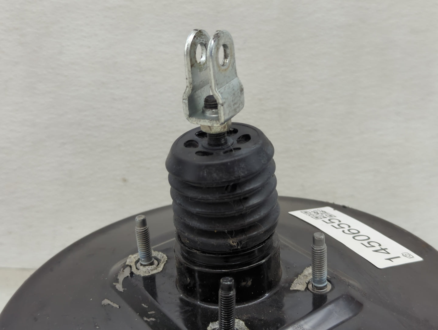 2015-2020 Kia Sedona Power Brake Booster Oem 1450655 - Oemusedautoparts1.com