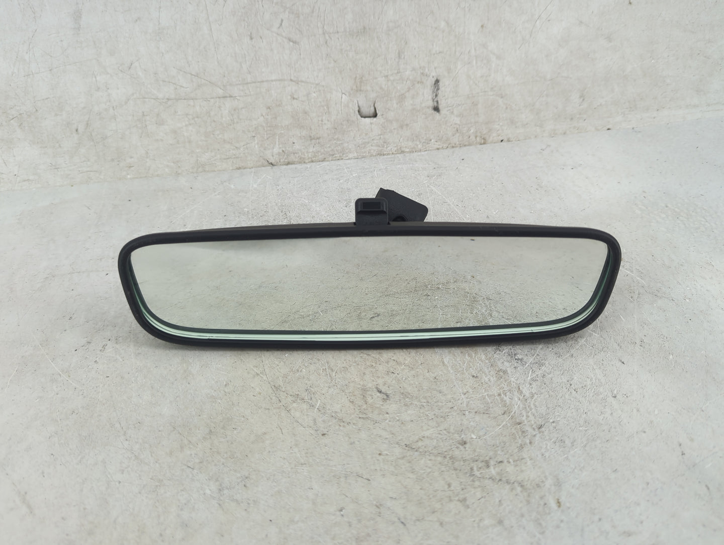 2010-2020 Kia Sedona Interior Rear View Mirror Replacement OEM P/N:012143 Fits OEM Used Auto Parts - Oemusedautoparts1.com