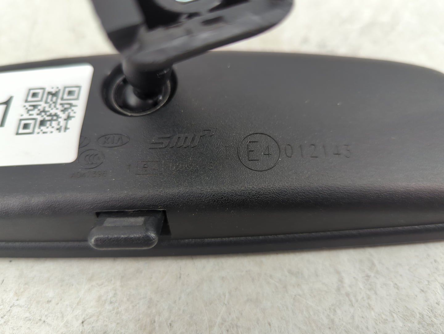 2010-2020 Kia Sedona Interior Rear View Mirror Replacement OEM P/N:012143 Fits OEM Used Auto Parts - Oemusedautoparts1.com