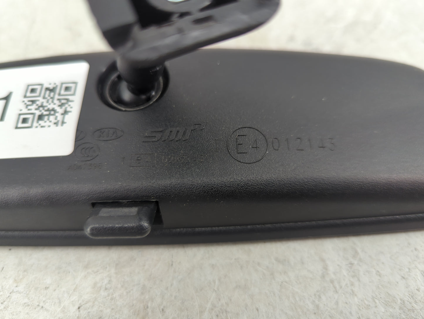 2010-2020 Kia Sedona Interior Rear View Mirror Replacement OEM P/N:012143 Fits OEM Used Auto Parts - Oemusedautoparts1.com