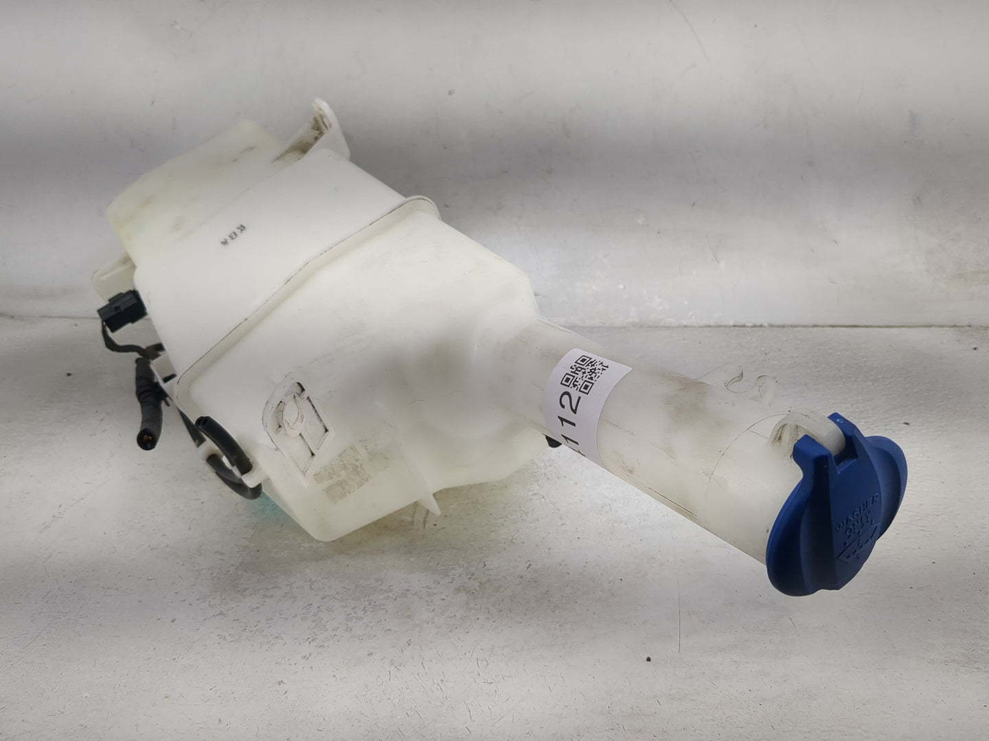2015-2020 Kia Sedona Windshield Washer Fluid Reservoir Bottle Oem 1474112 - Oemusedautoparts1.com
