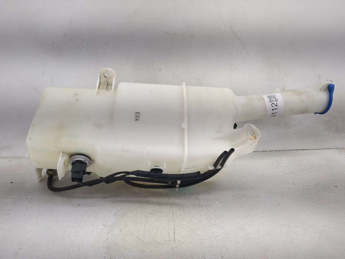 2015-2020 Kia Sedona Windshield Washer Fluid Reservoir Bottle Oem 1474112 - Oemusedautoparts1.com