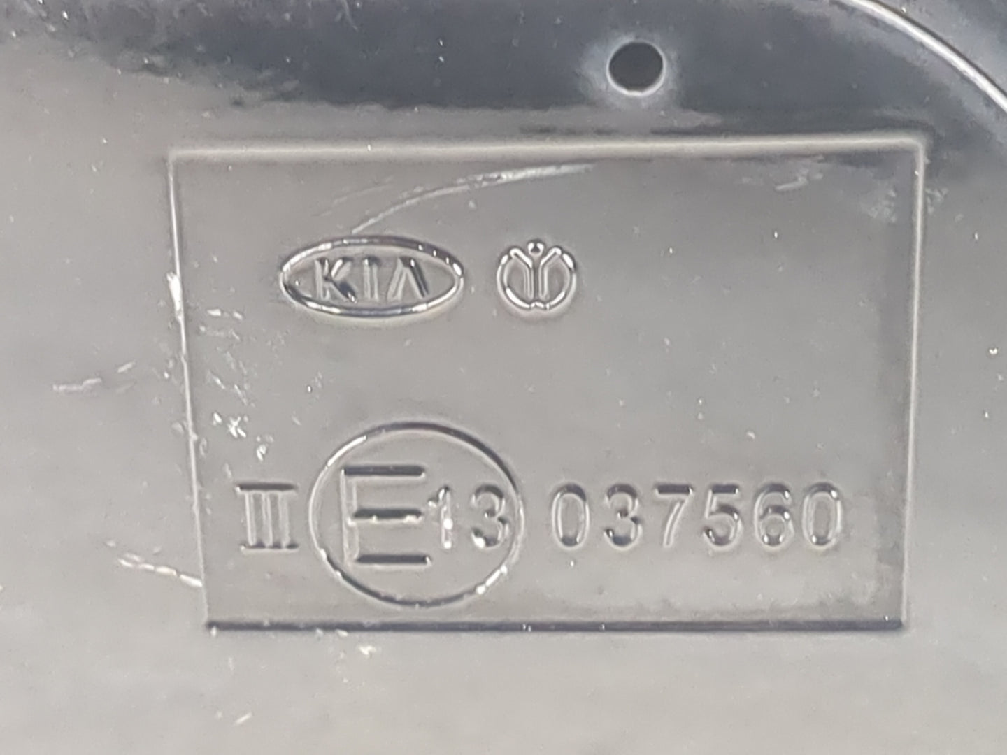 2015-2018 Kia Sedona Passenger Side View Mirror - Right Door Mirror OEM Used - Oemusedautoparts1.com