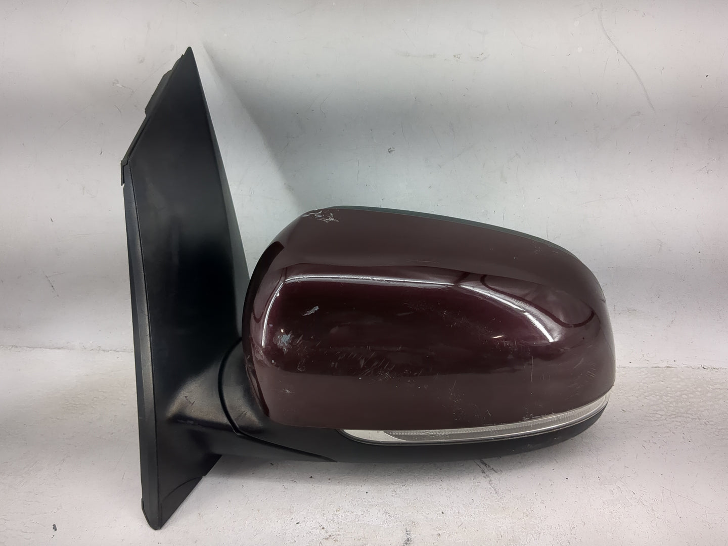 2015-2018 Kia Sedona Driver Side View Mirror - Left Door Mirror OEM Used - Oemusedautoparts1.com