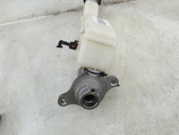 2015-2020 Kia Sedona Brake Master Cylinder 1492395 - Oemusedautoparts1.com