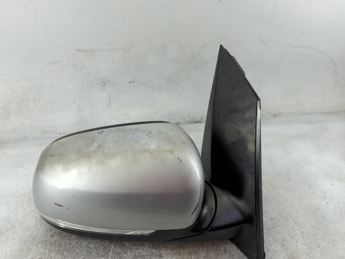 2015-2020 Kia Sedona Passenger Side View Mirror - Right Door Mirror OEM Used - Oemusedautoparts1.com