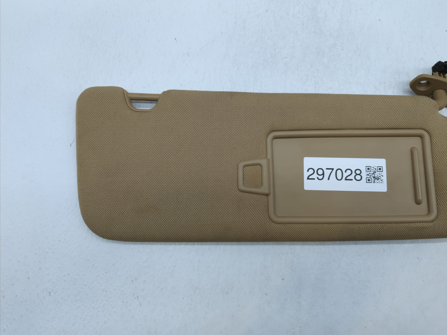 2015-2019 Kia Sedona Sun Visor Shade Replacement Passenger Right Mirror Fits Fits 2015 2016 2017 2018 2019 OEM Used Auto Par