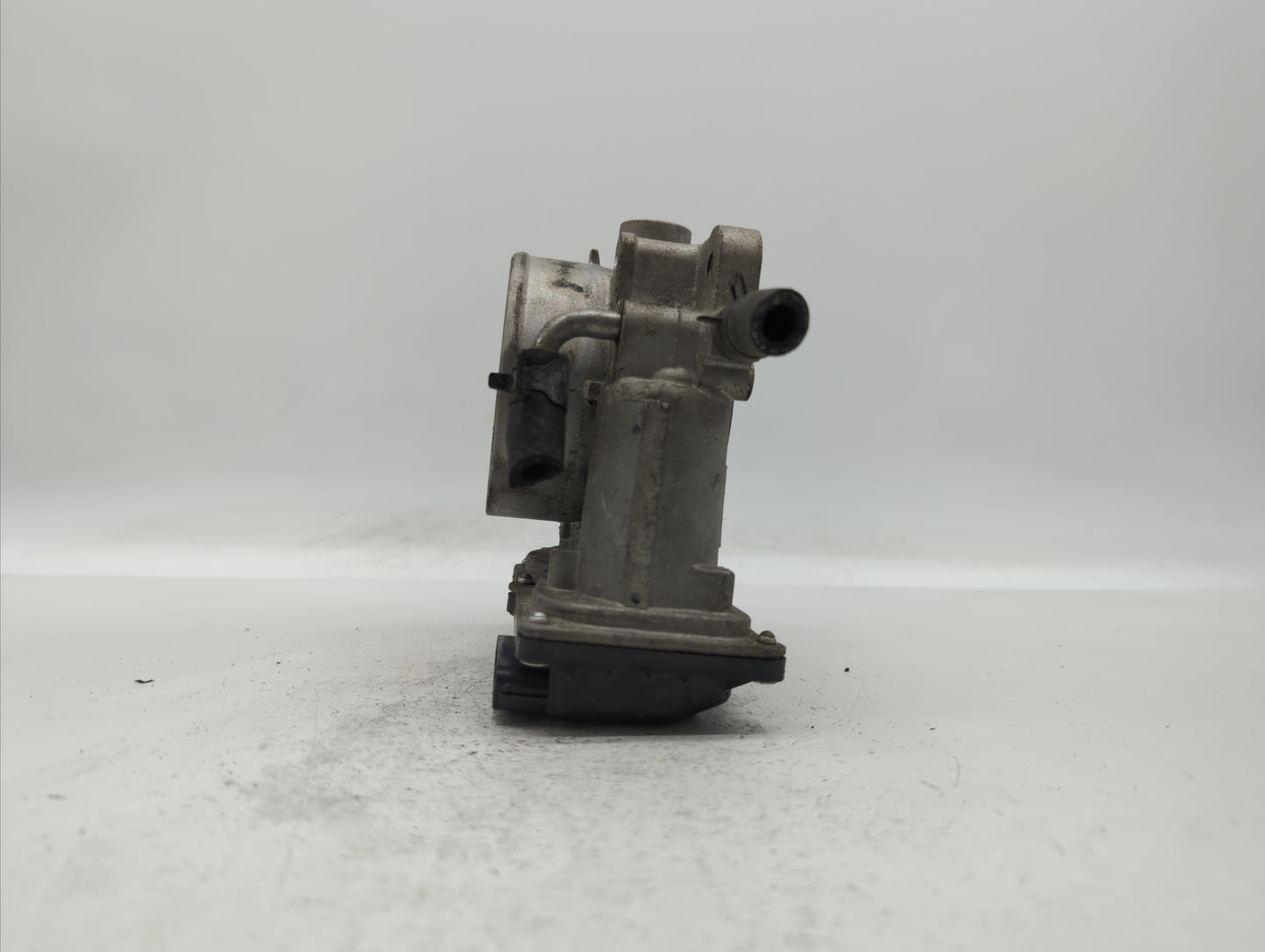 2015-2018 Kia Sedona Throttle Body P/N:5312 7S14 5310 4P18, 35100-3CAA0 Fits Fits 2012 2013 2014 2015 2016 2017 2018 OEM Use