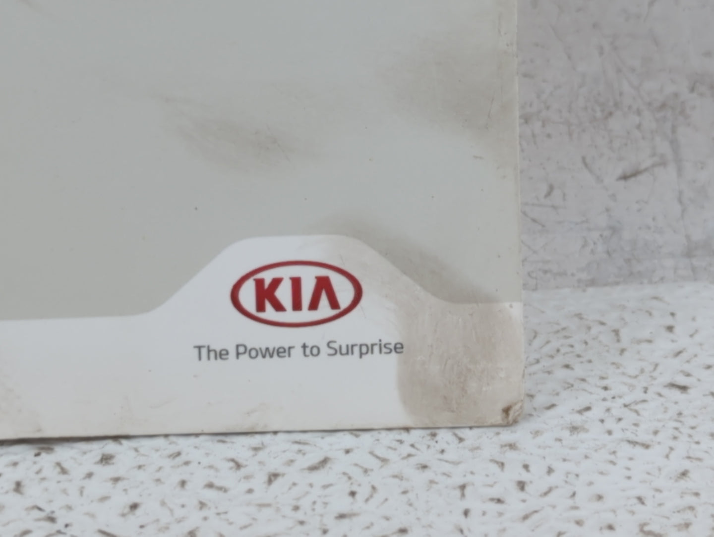 2016 Kia Sedona Owners Manual Book Guide P/N:GA9O-EU53A OEM Used Auto Parts - Oemusedautoparts1.com