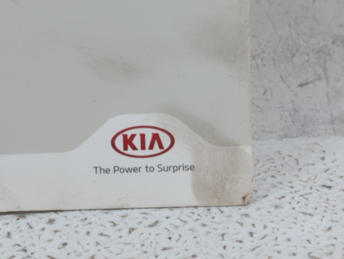 2016 Kia Sedona Owners Manual Book Guide P/N:GA9O-EU53A OEM Used Auto Parts - Oemusedautoparts1.com