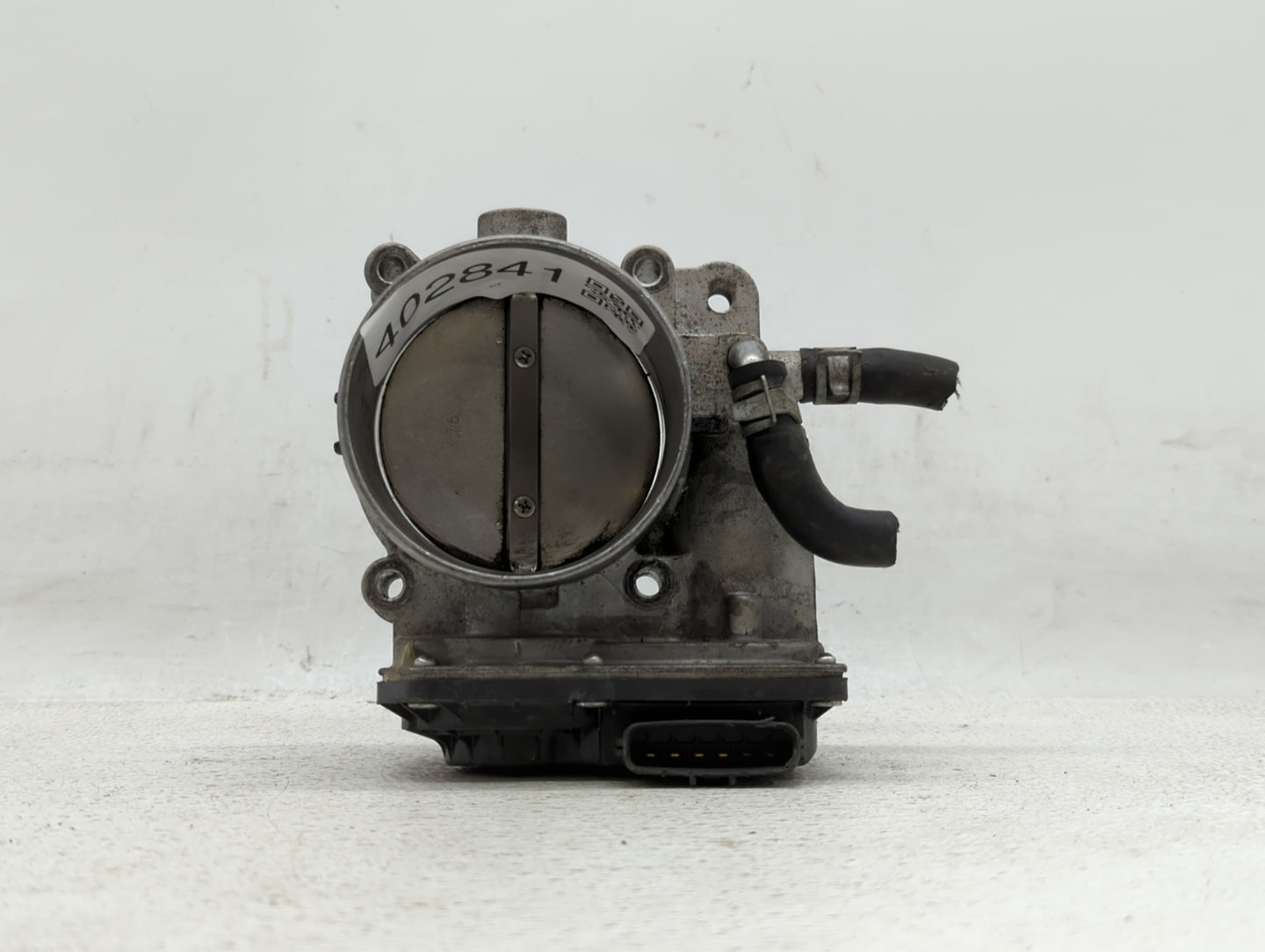 2015-2018 Kia Sedona Throttle Body P/N:35100-3CAA0 Fits Fits 2012 2013 2014 2015 2016 2017 2018 OEM Used Auto Parts - Oemuse