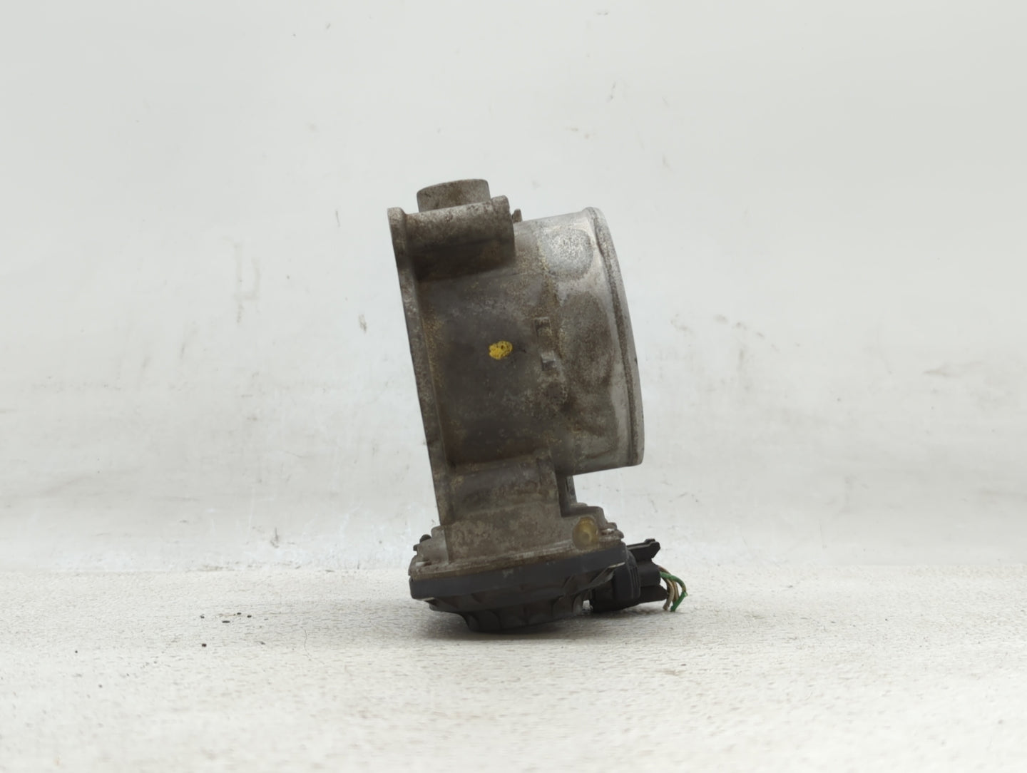 2015-2018 Kia Sedona Throttle Body P/N:35100-3CAA0 Fits Fits 2012 2013 2014 2015 2016 2017 2018 OEM Used Auto Parts - Oemuse