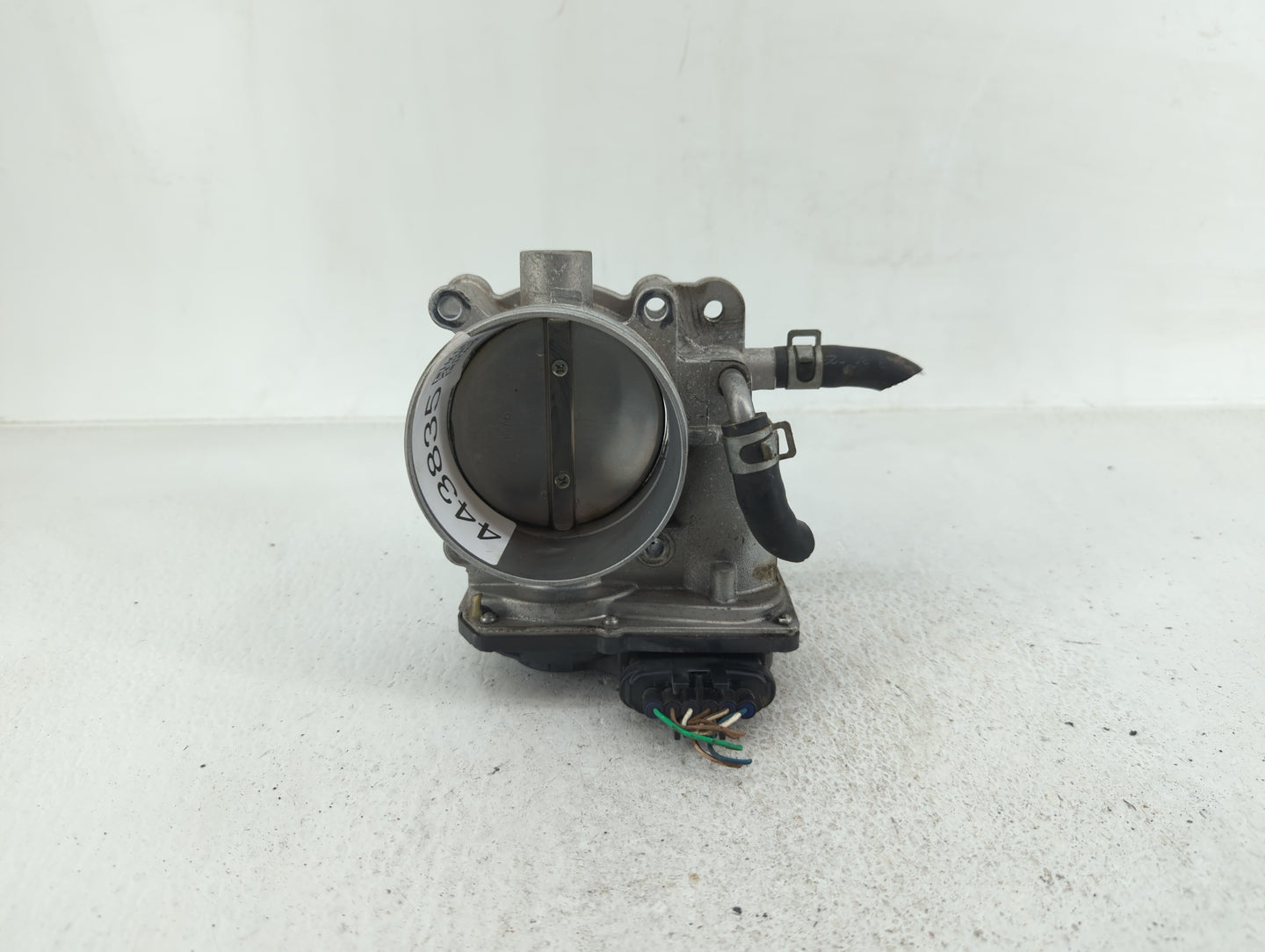 2015-2018 Kia Sedona Throttle Body P/N:35100-3CAA0 Fits Fits 2012 2013 2014 2015 2016 2017 2018 OEM Used Auto Parts - Oemuse