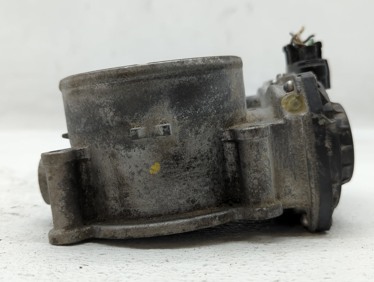 2015-2018 Kia Sedona Throttle Body P/N:35100-3CAA0 Fits Fits 2012 2013 2014 2015 2016 2017 2018 OEM Used Auto Parts - Oemuse