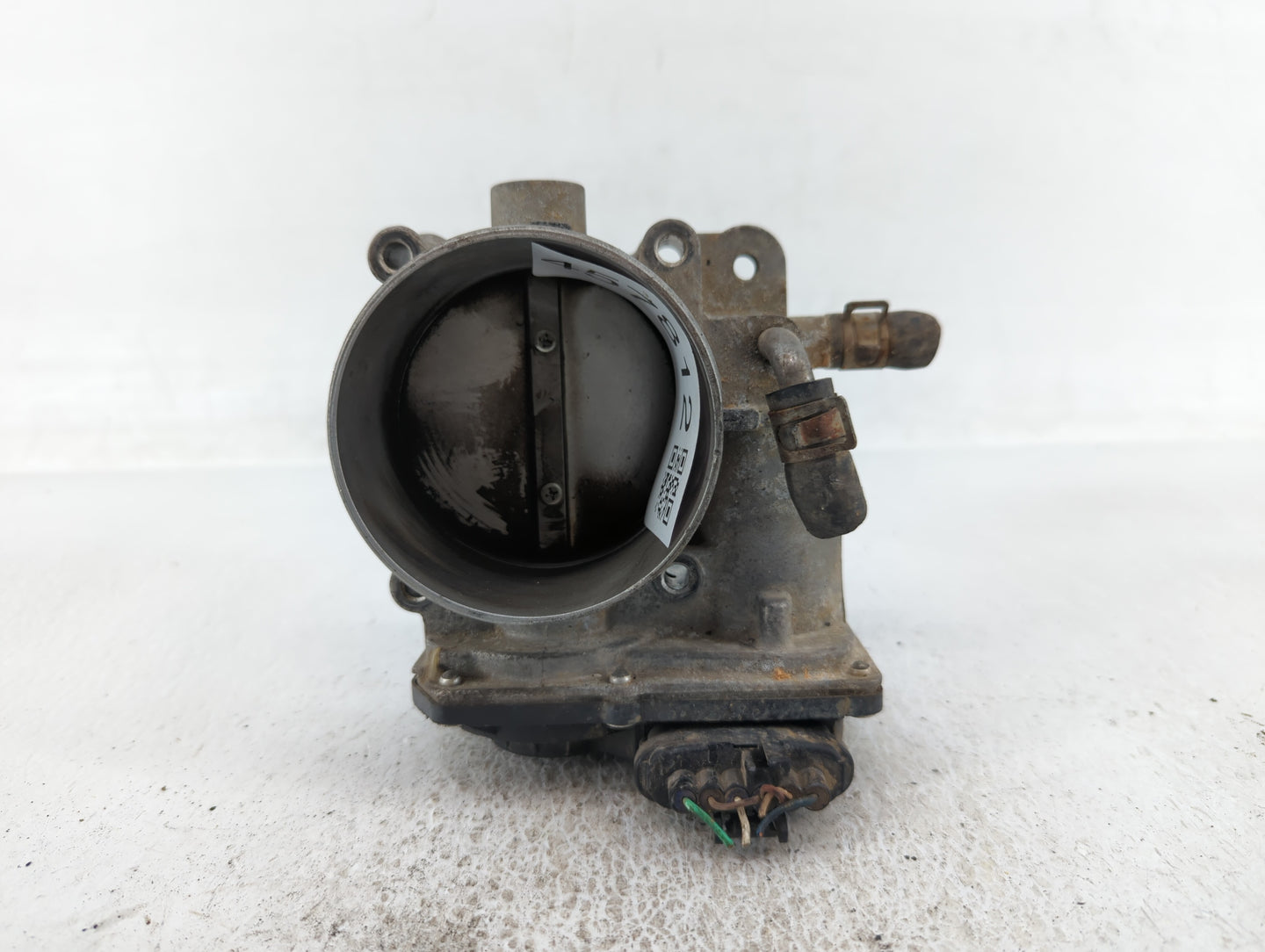 2015-2018 Kia Sedona Throttle Body P/N:35100-3CAA0 Fits Fits 2012 2013 2014 2015 2016 2017 2018 OEM Used Auto Parts - Oemuse