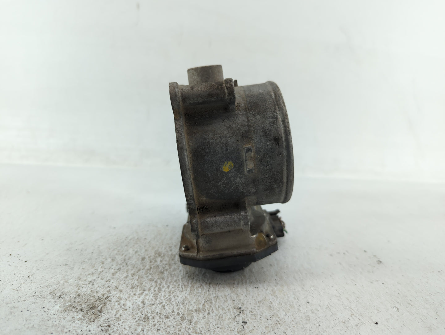 2015-2018 Kia Sedona Throttle Body P/N:35100-3CAA0 Fits Fits 2012 2013 2014 2015 2016 2017 2018 OEM Used Auto Parts - Oemuse