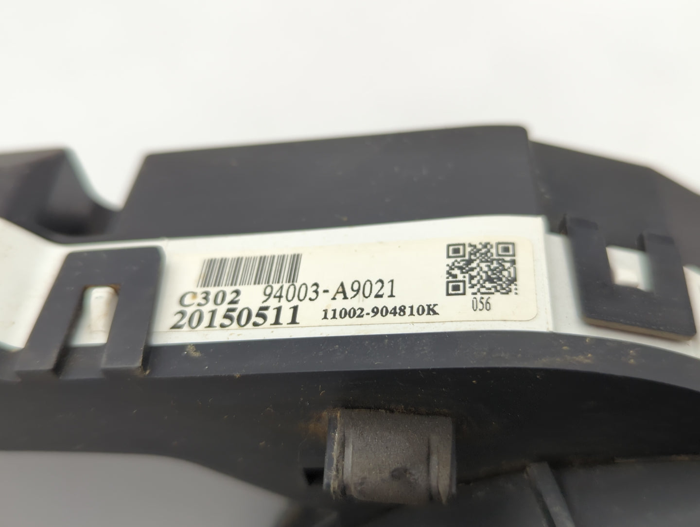 2015-2016 Kia Sedona Instrument Cluster Speedometer Gauges P/N:94003-A9021 Fits Fits 2015 2016 OEM Used Auto Parts - Oemused