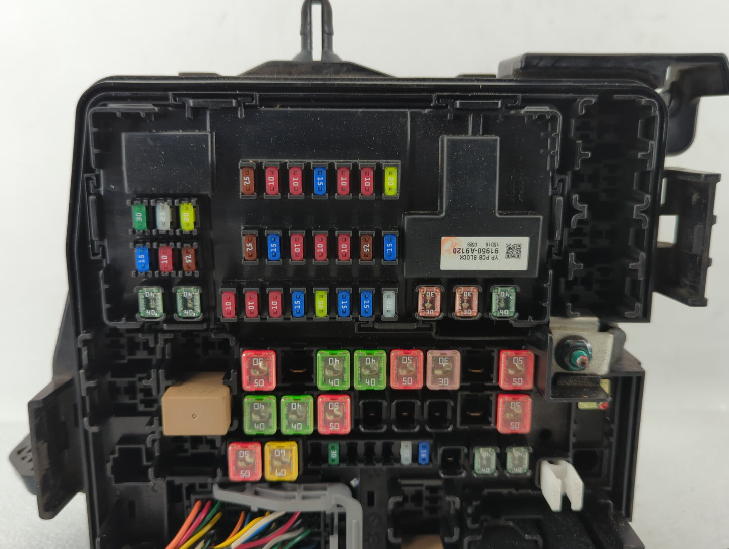 2015-2018 Kia Sedona Fusebox Fuse Box Panel Relay Module P/N:91222 A9781 Fits Fits 2015 2016 2017 2018 OEM Used Auto Parts -