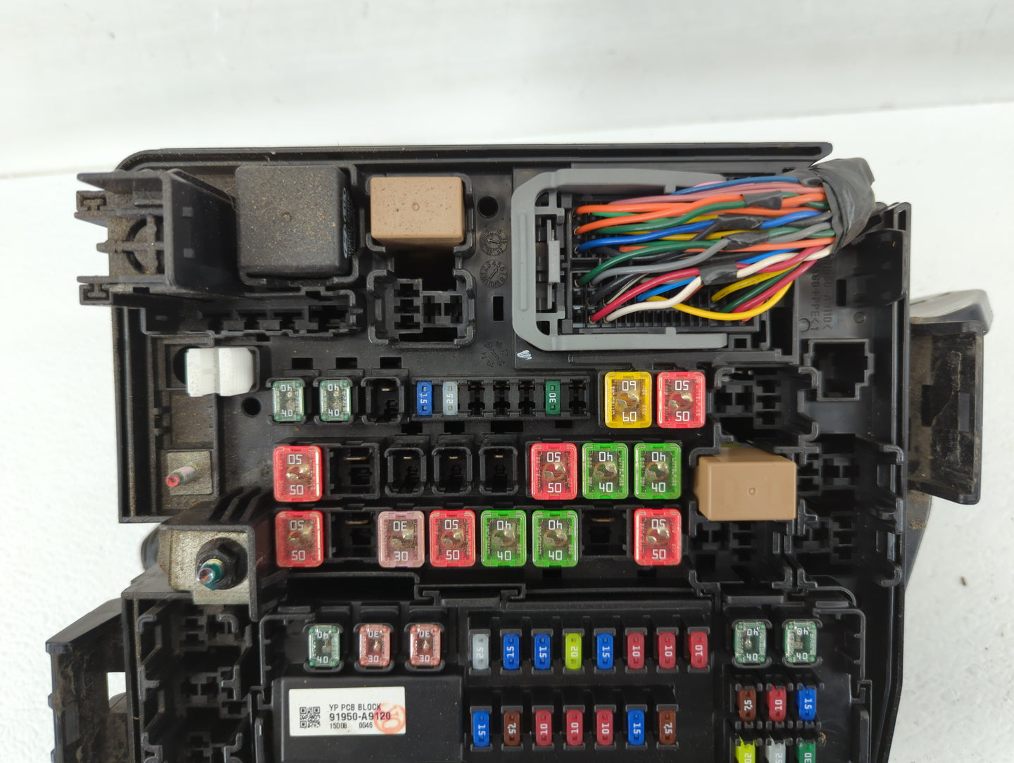 2015-2018 Kia Sedona Fusebox Fuse Box Panel Relay Module P/N:91950-A9320 91222 A9781 Fits Fits 2015 2016 2017 2018 OEM Used 