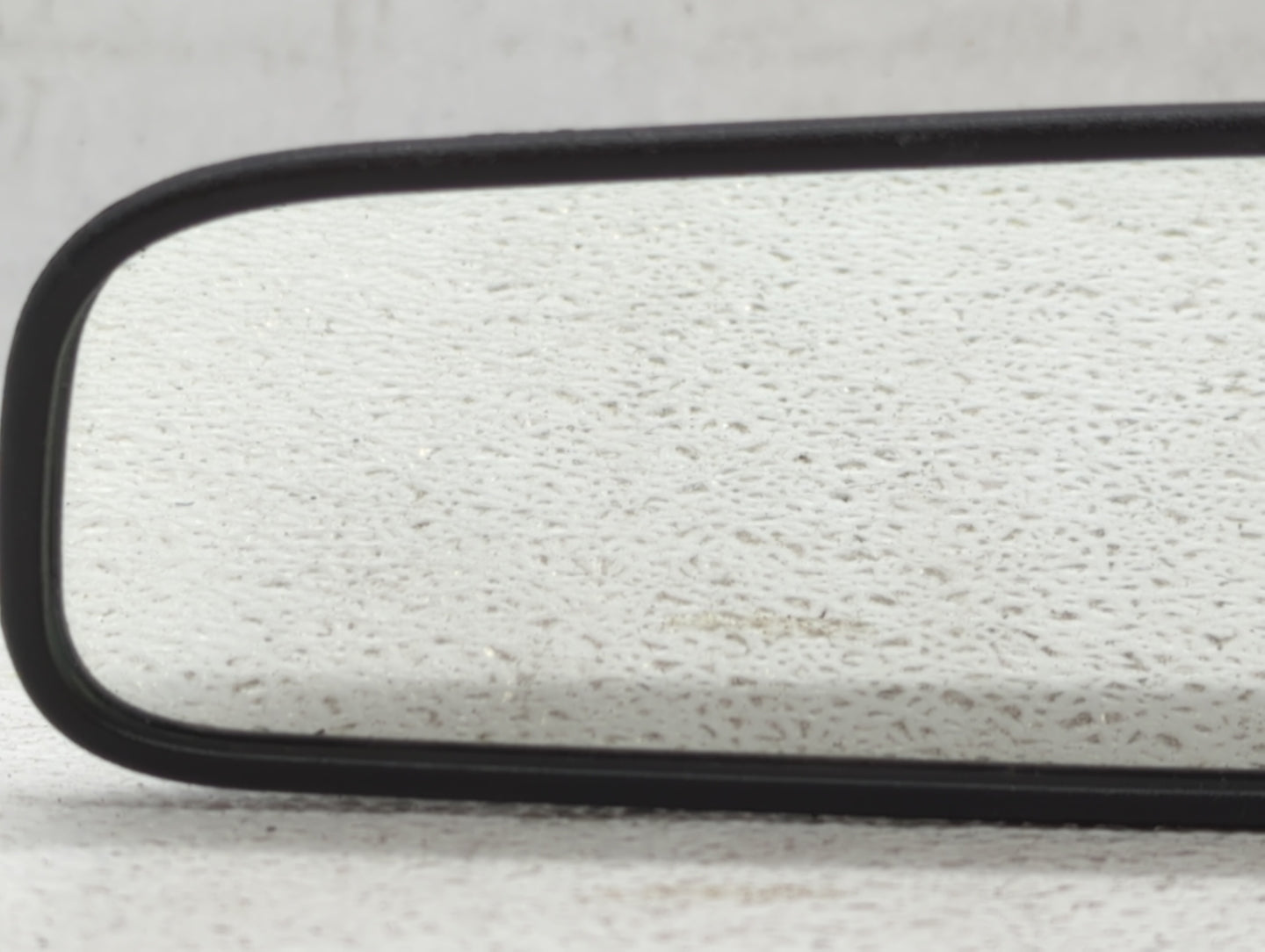 2010-2020 Kia Sedona Interior Rear View Mirror Replacement OEM P/N:E4012143 Fits OEM Used Auto Parts - Oemusedautoparts1.com
